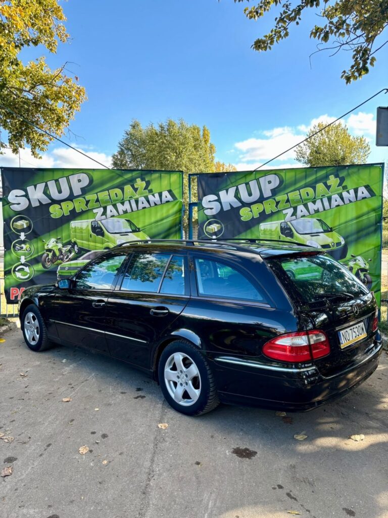 Mercedes-Benz E Klasa W211 2.2 CDI 150 Automat Avangarde 2003 – zdjęcie 3