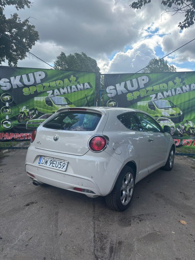Alfa Romeo Mito skóra Klima 2011 – zdjęcie 4