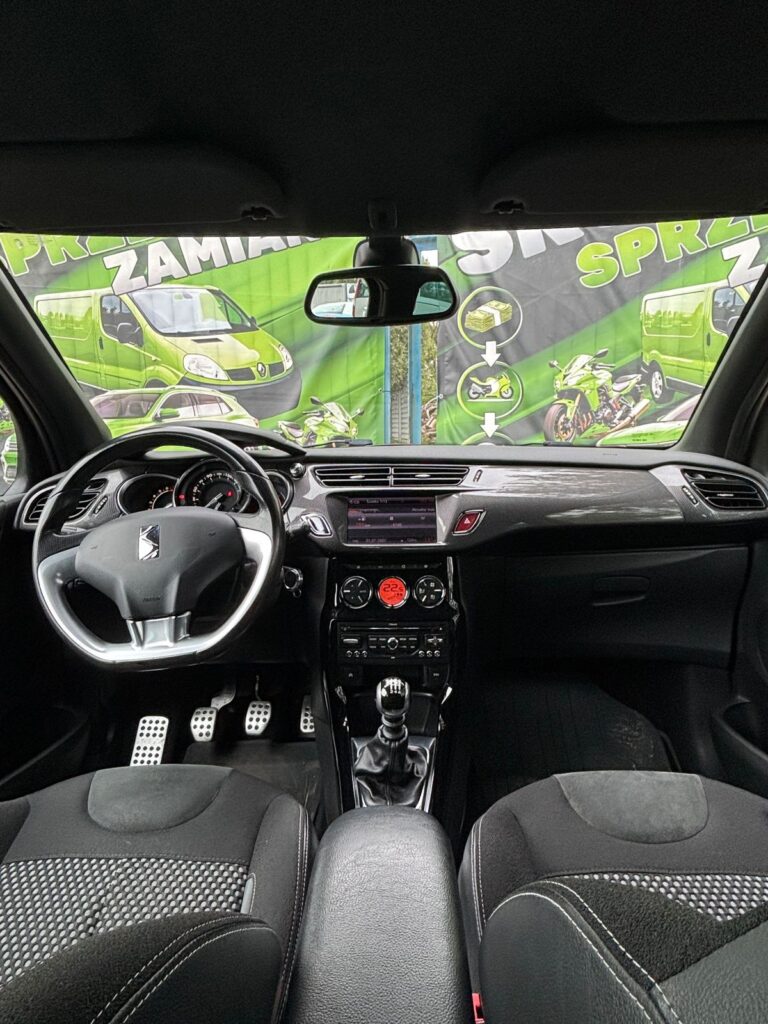 Citroen DS3 1.6 THP 156 KM Ultra Prestige 2012 – zdjęcie 5