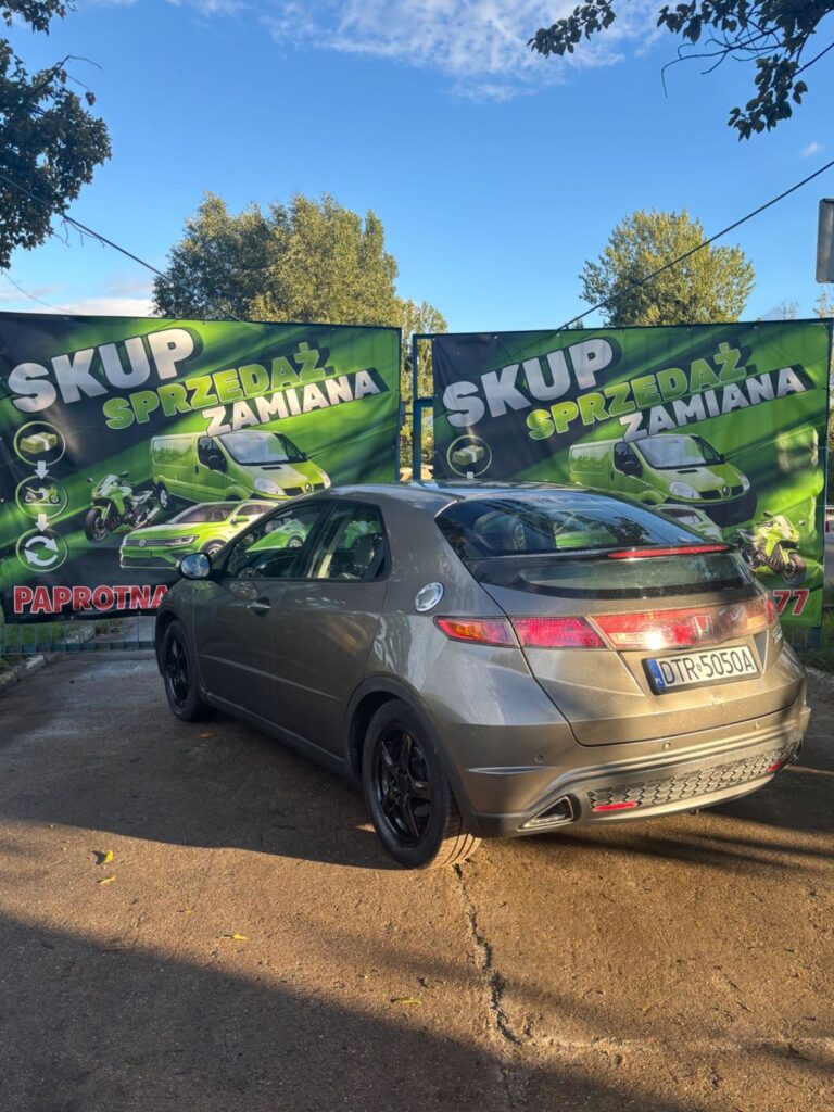 Honda Civic VIII Ufo 2,2 Diesel Super stan 2007 – zdjęcie 3