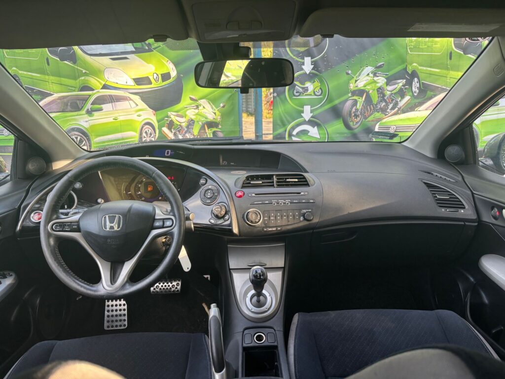 Honda Civic VIII Ufo 2,2 Diesel Super stan 2007 – zdjęcie 6