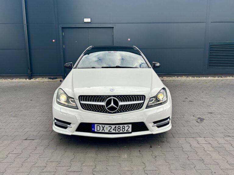 Mercedes-Benz C Klasa 250 CGI W204 7G-Tronic 2012 – zdjęcie 3