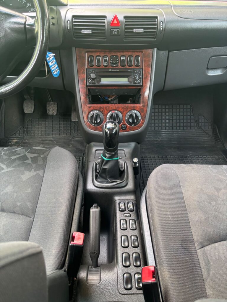 Mercedes-Benz Vaneo 1.7 CDI 2003 – zdjęcie 7