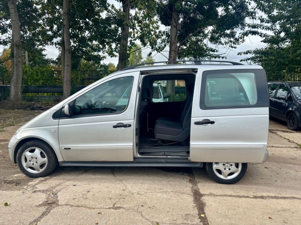 Mercedes-Benz Vaneo 1.7 CDI 2003 – zdjęcie 8